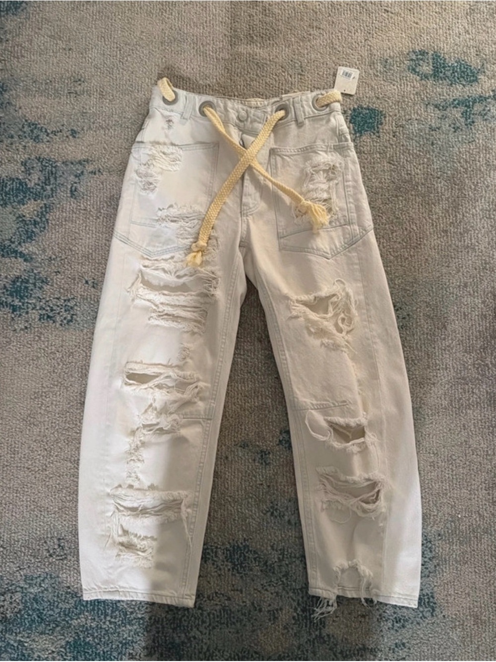 NWT We The Free Moxie Low Slung Distressed Jeans Size 24 White